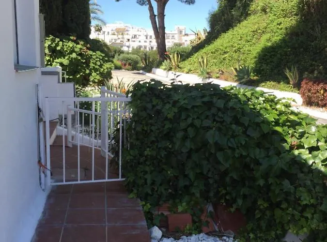Fascinating & Luxurious Golf,mountain & Garden View Porto Banus Сasa de vacaciones